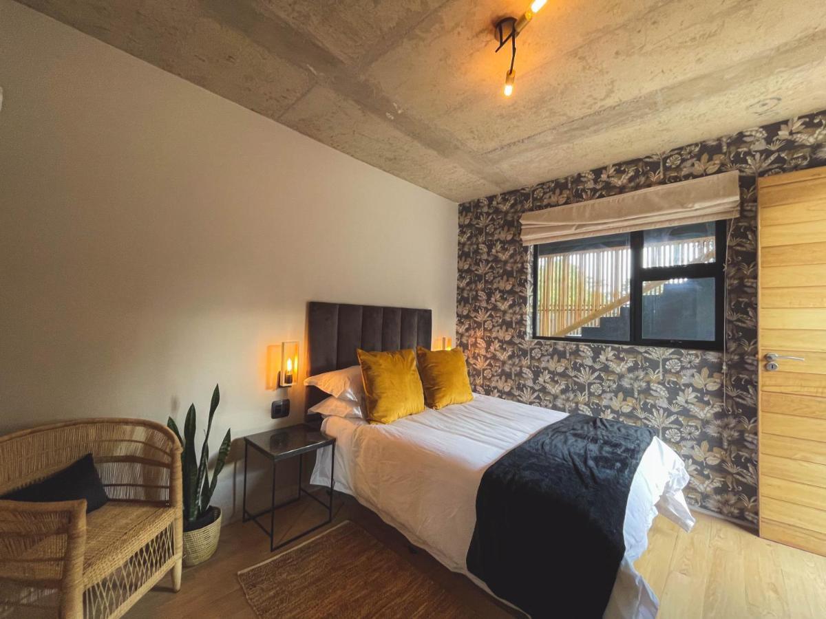 Le Bezz Guesthouse Балито Екстериор снимка