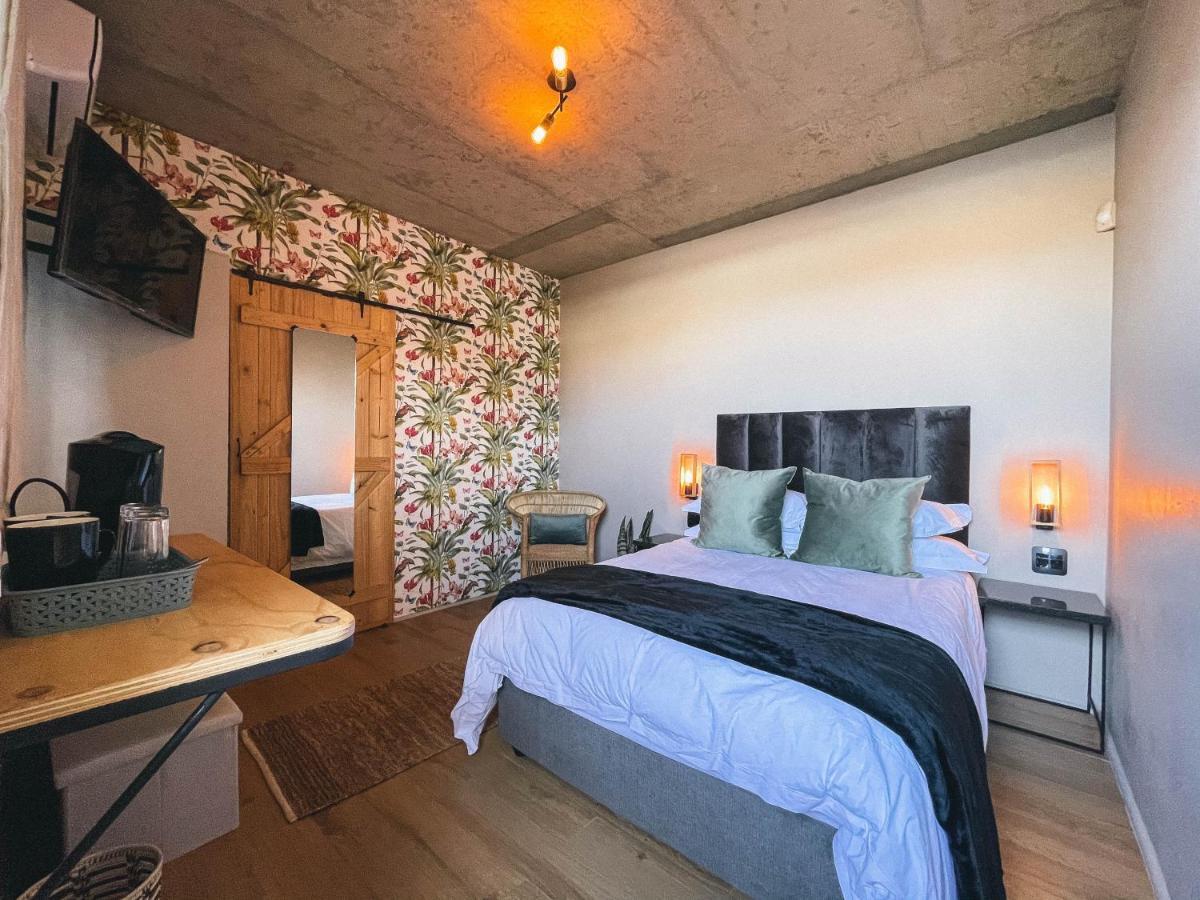 Le Bezz Guesthouse Балито Екстериор снимка